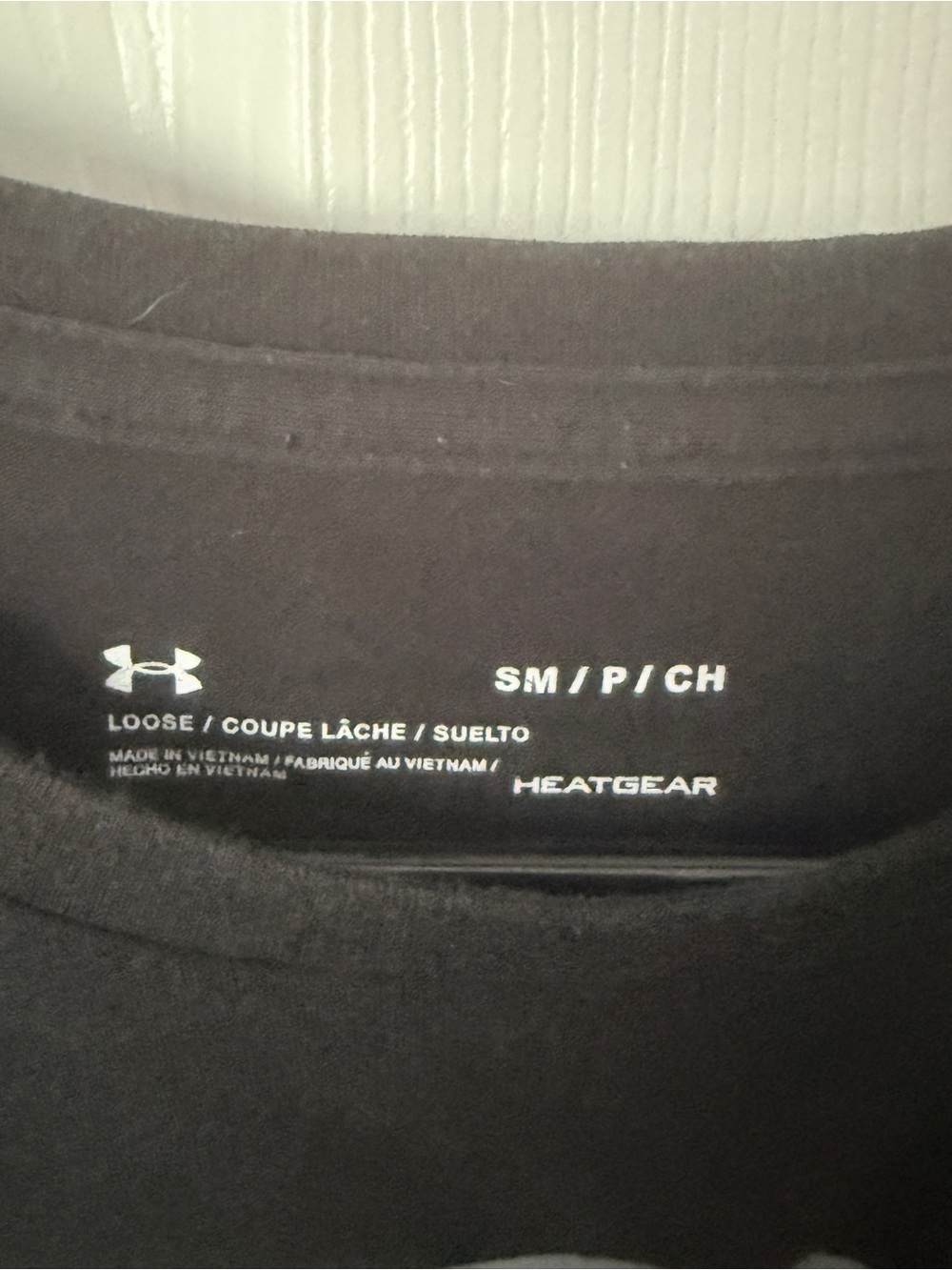 Under Armour Black Short Sleeve Tee with Gray Logo - Picture 3 of 3